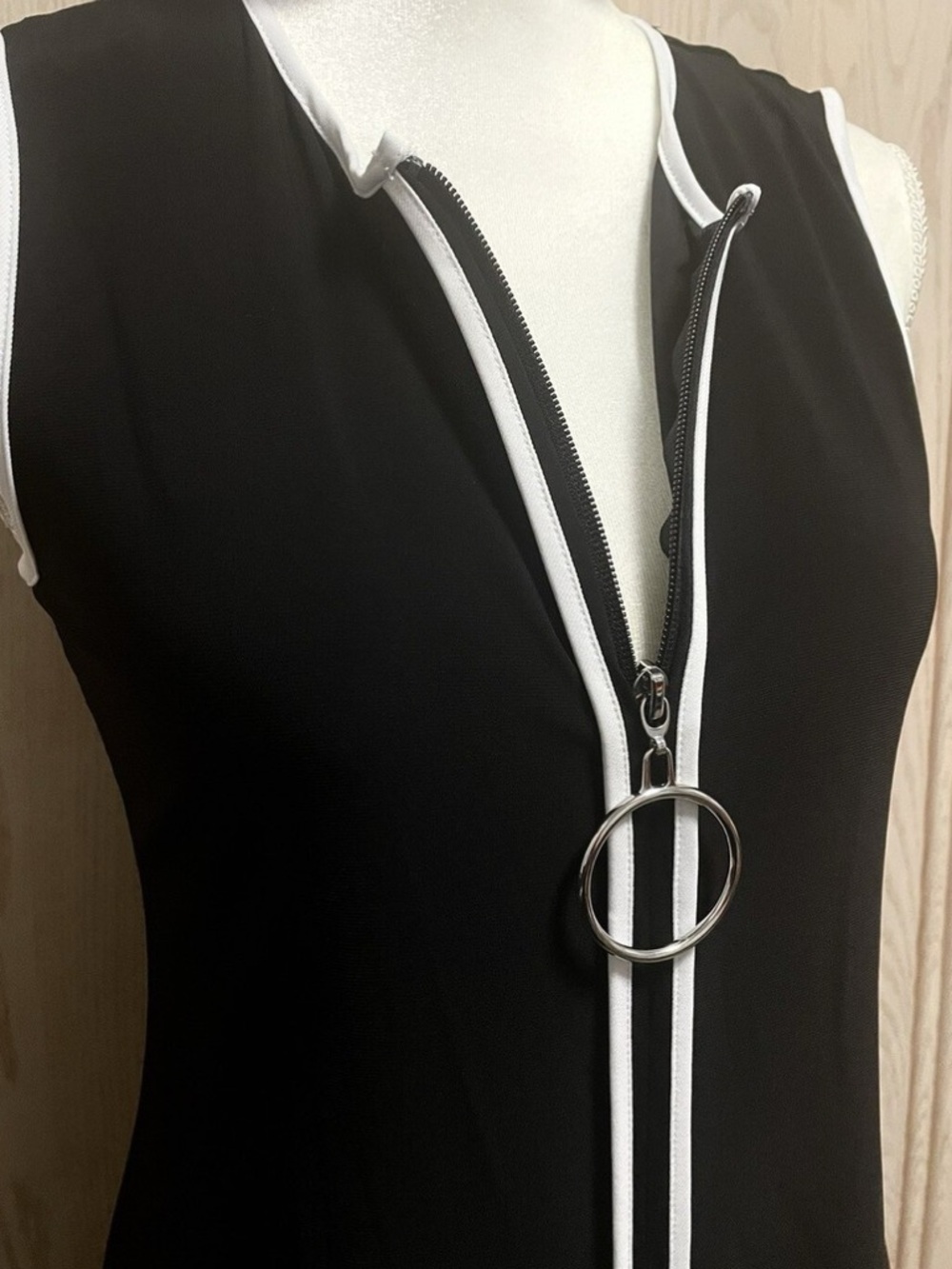 EUC MSK Black Dress w/White Accents, Zipper w/Silver Pull, Could be Cover Up - Picture 14 of 15